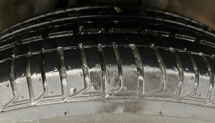 2017 Honda City 1.5L I-VTE V CVT, Petrol, Automatic, 47,245 km, Left Rear Tyre Tread