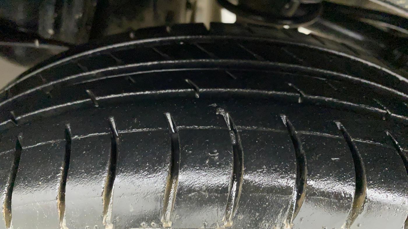 2012 Maruti Alto K10 VXI, Petrol, Manual, 86,691 km, Left Rear Tyre Tread