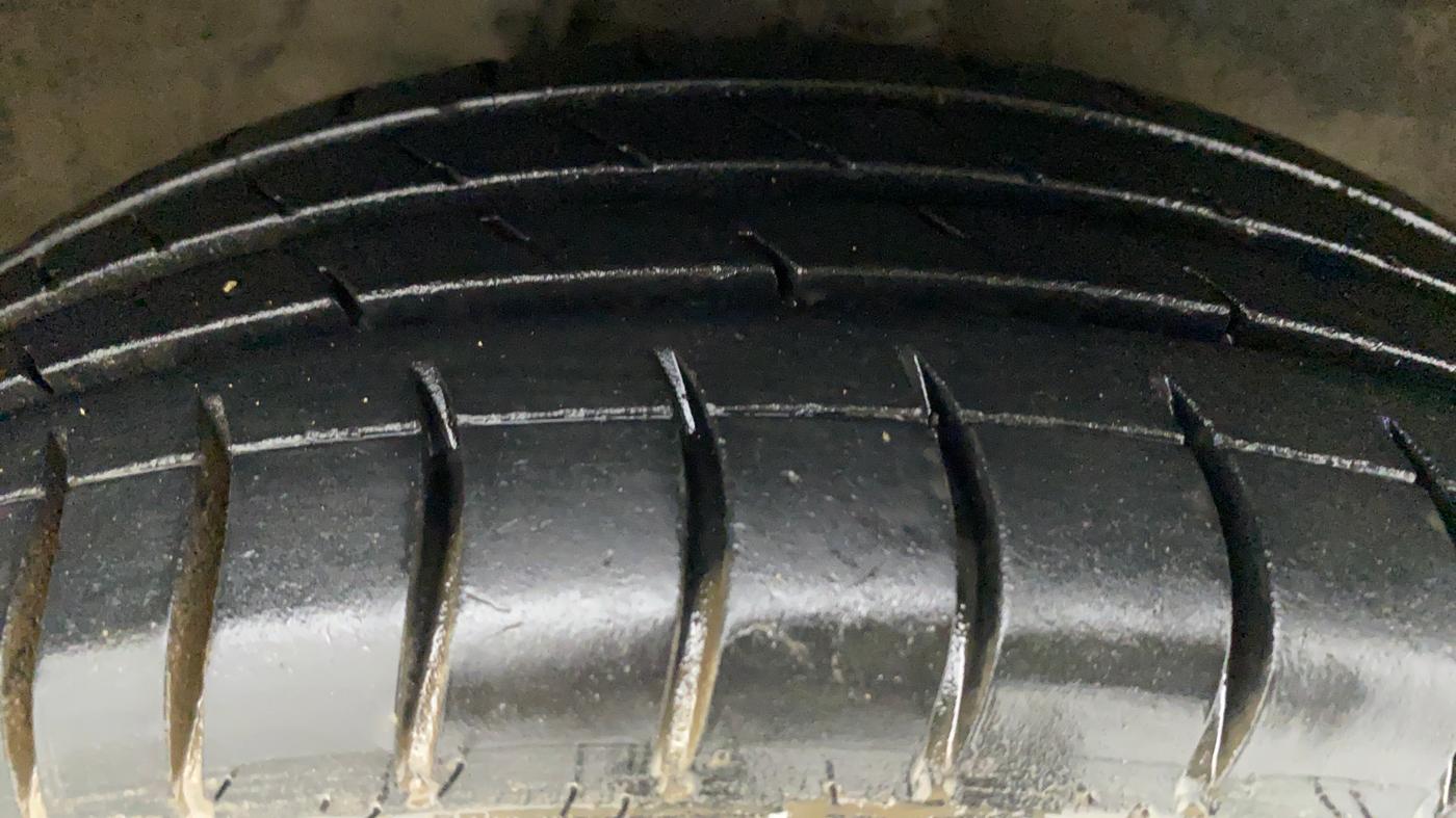 2012 Maruti Alto K10 VXI, Petrol, Manual, 86,691 km, Right Front Tyre Tread