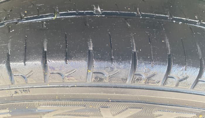 2013 Hyundai Eon ERA +, Petrol, Manual, 58,432 km, Left Rear Tyre Tread