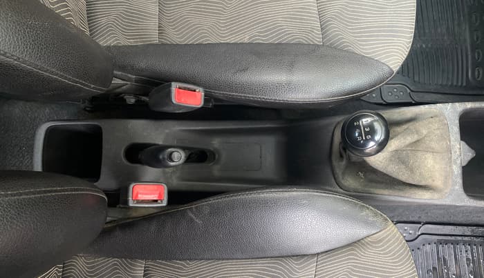 2013 Hyundai Eon ERA +, Petrol, Manual, 58,432 km, Gear Lever