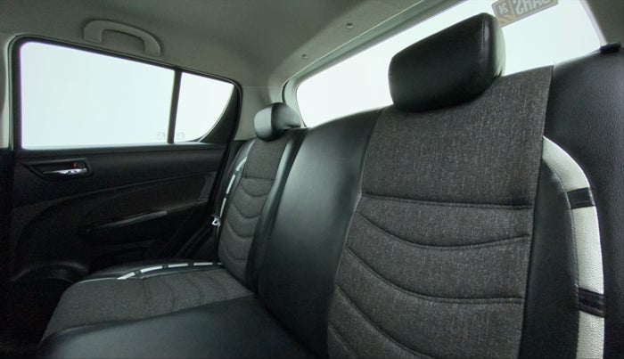 2017 Maruti Swift VXI, Petrol, Manual, 29,211 km, Right Side Rear Door Cabin