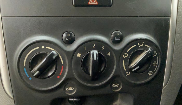 2011 Maruti Wagon R 1.0 VXI, Petrol, Manual, 93,781 km, AC Unit - Rear defogger not working