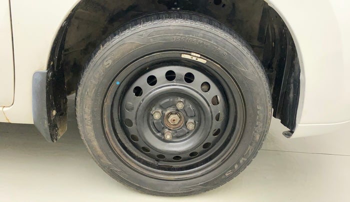 2011 Maruti Wagon R 1.0 VXI, Petrol, Manual, 93,781 km, Right Front Wheel