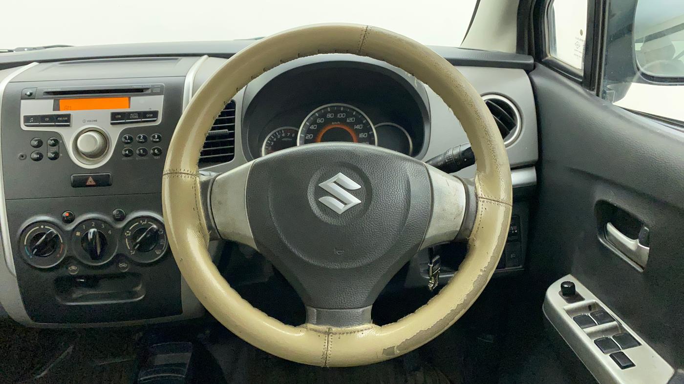 2011 Maruti Wagon R 1.0 VXI, Petrol, Manual, 93,781 km, Steering Wheel Close Up