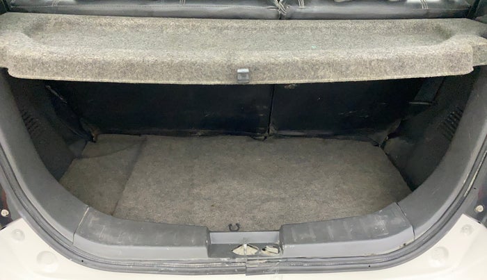 2011 Maruti Wagon R 1.0 VXI, Petrol, Manual, 93,781 km, Boot Inside
