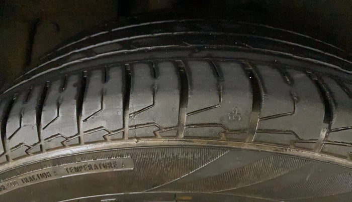 2023 Hyundai Creta SX 1.5 PETROL, Petrol, Manual, 24,821 km, Right Rear Tyre Tread