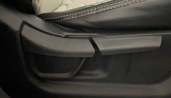 2023 Hyundai Creta SX 1.5 PETROL, Petrol, Manual, 24,821 km, Driver Side Adjustment Panel