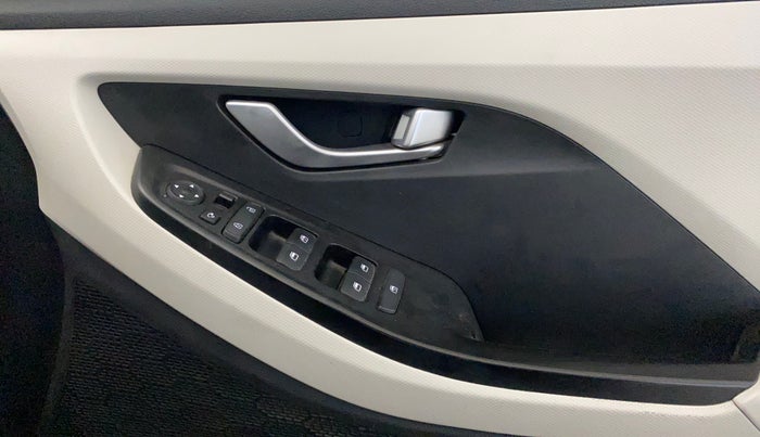 2023 Hyundai Creta SX 1.5 PETROL, Petrol, Manual, 24,821 km, Driver Side Door Panels Control