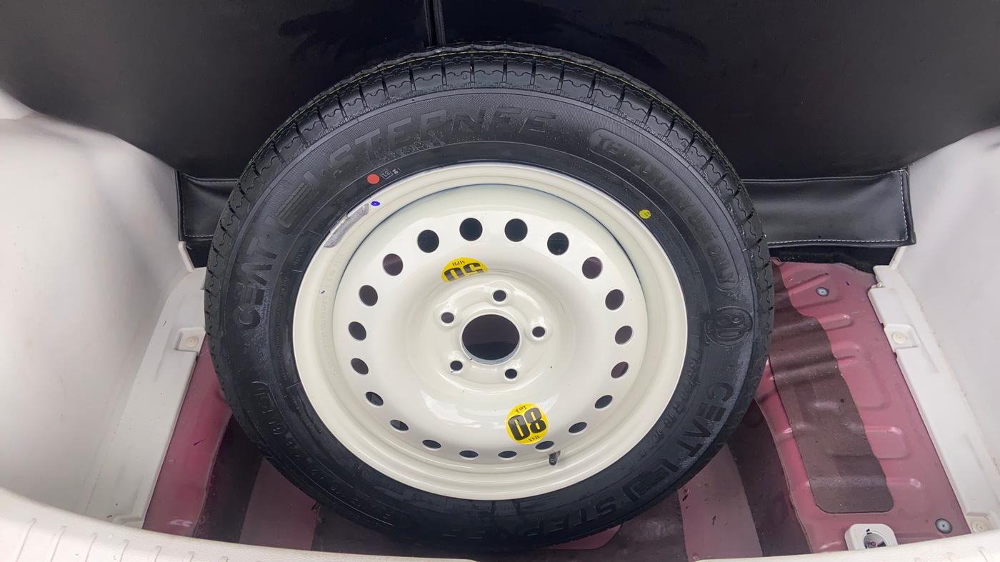 2024 Mahindra XUV 3XO AX5L 1.2 TGDi AT, Petrol, Automatic, 25,503 km, Spare Tyre
