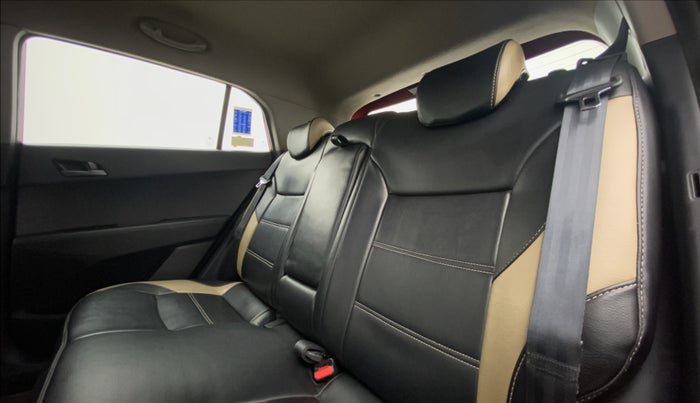 2015 Hyundai Creta 1.6 SX CRDI, Diesel, Manual, 37,591 km, Right Side Rear Door Cabin