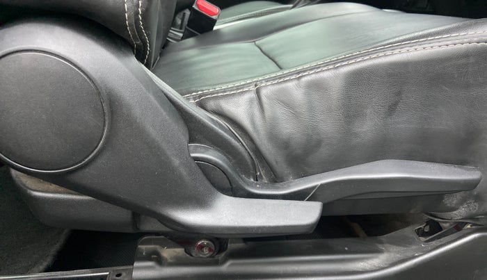 2018 Maruti Baleno ALPHA CVT PETROL 1.2, Petrol, Automatic, 30,248 km, Driver Side Adjustment Panel
