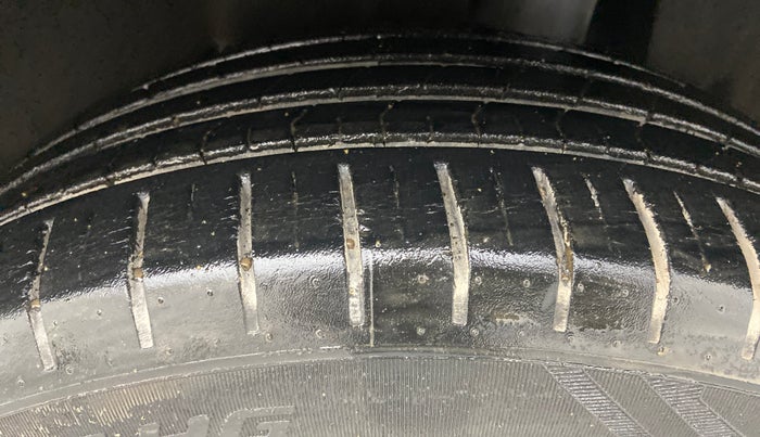 2018 Maruti Baleno ALPHA CVT PETROL 1.2, Petrol, Automatic, 30,248 km, Left Rear Tyre Tread