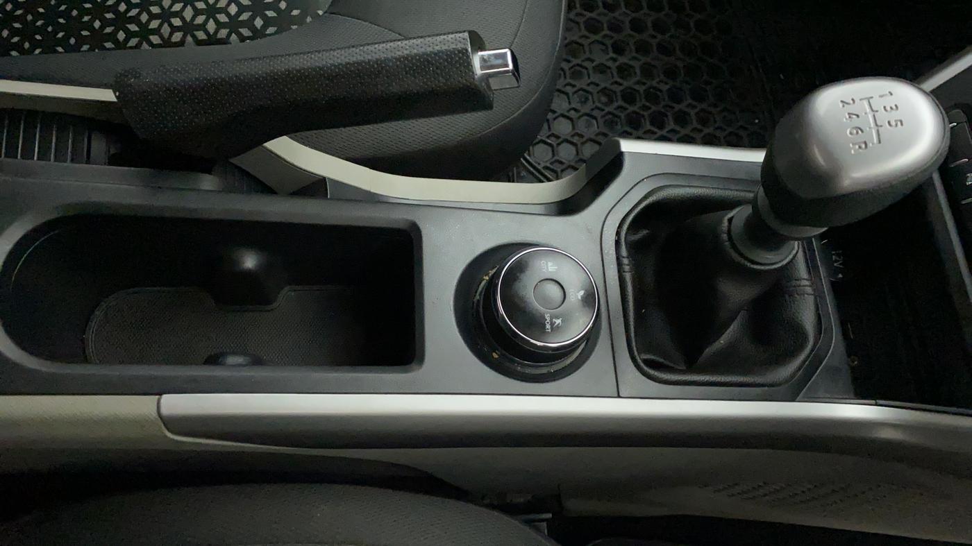2018 Tata NEXON XM PETROL, Petrol, Manual, 25,528 km, Gear Lever