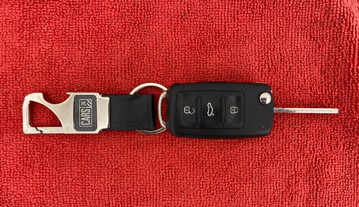2020 Skoda Rapid 1.0 AMBITION TSI AT, Petrol, Automatic, 27,997 km, Key Close Up