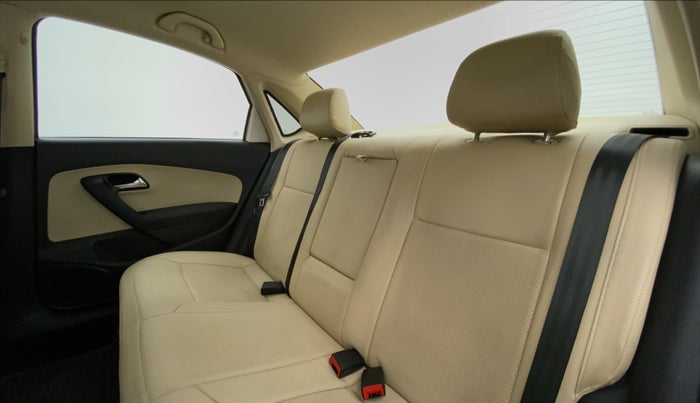 2020 Skoda Rapid 1.0 AMBITION TSI AT, Petrol, Automatic, 27,997 km, Right Side Rear Door Cabin