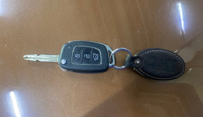 2018 Hyundai i20 Active 1.2 S, Petrol, Manual, 40,587 km, Key Close Up