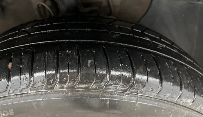 2017 Hyundai i20 Active 1.2 SX, Petrol, Manual, 61,915 km, Right Front Tyre Tread