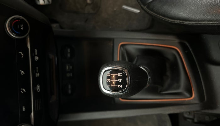 2017 Hyundai i20 Active 1.2 SX, Petrol, Manual, 61,915 km, Gear Lever