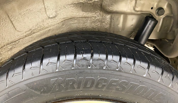 2015 Maruti Wagon R 1.0 VXI, Petrol, Manual, 1,46,341 km, Left Rear Tyre Tread