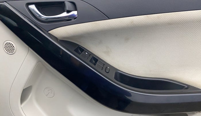 2022 Tata NEXON XZ PLUS (HS) DIESEL, Diesel, Manual, 63,523 km, Driver Side Door Panels Control