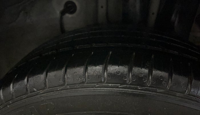 2017 Hyundai Elite i20 ASTA 1.2, Petrol, Manual, 57,500 km, Left Rear Tyre Tread