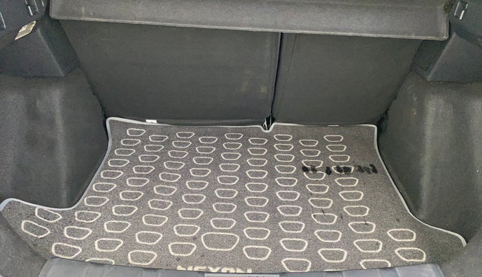 2019 Tata NEXON XZA PLUS PETROL DUAL TONE, Petrol, Automatic, 19,560 km, Boot Inside