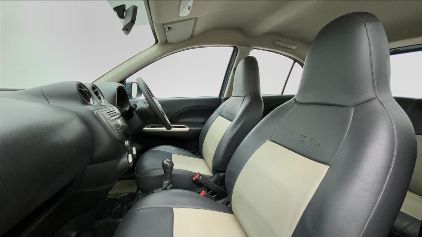 2017 Nissan Micra Active XV S, Petrol, Manual, 50,994 km, Right Side Front Door Cabin