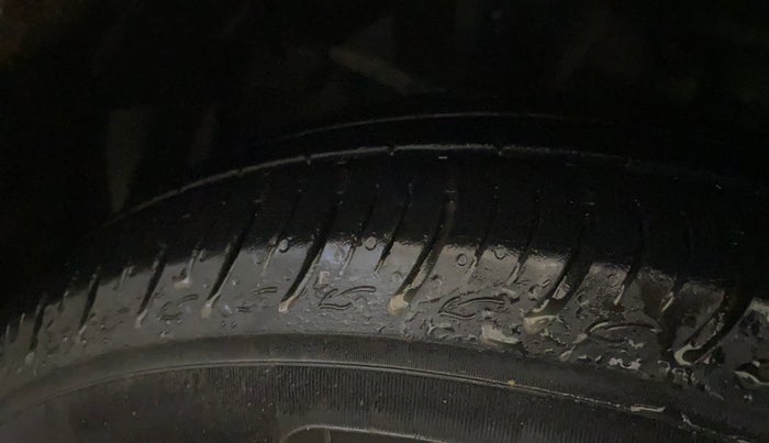 2015 Honda Jazz 1.2L I-VTEC V, Petrol, Manual, 64,702 km, Left Front Tyre Tread