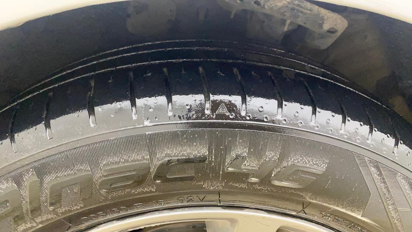 2017 Hyundai New Elantra 2.0 S PETROL, Petrol, Manual, 45,909 km, Left Front Tyre Tread