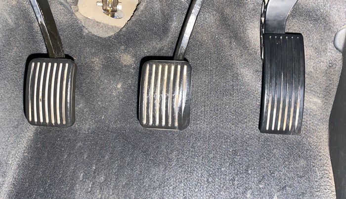 2018 Hyundai Grand i10 MAGNA 1.2 KAPPA VTVT, CNG, Manual, 1,32,621 km, Pedals