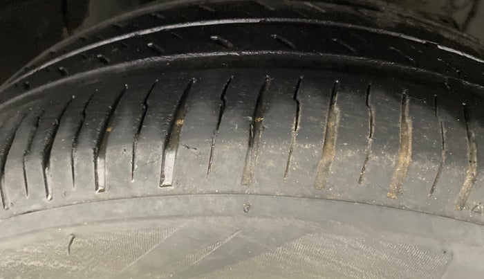 2016 Ford Ecosport TREND 1.5L PETROL, Petrol, Manual, 94,007 km, Right Front Tyre Tread