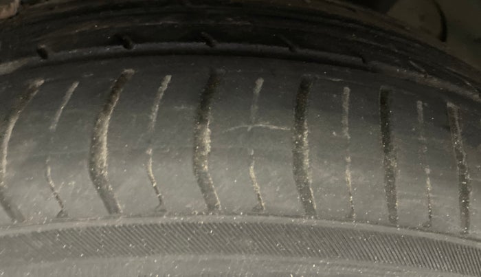 2016 Ford Ecosport TREND 1.5L PETROL, Petrol, Manual, 94,007 km, Left Front Tyre Tread