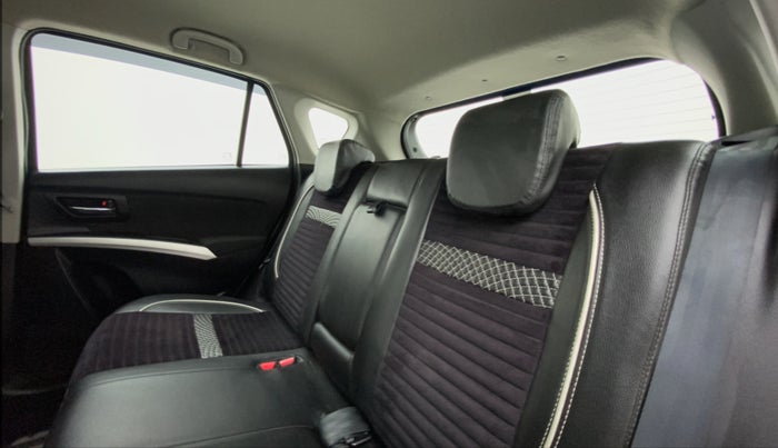 2016 Maruti S Cross ZETA 1.3, Diesel, Manual, 48,266 km, Right Side Rear Door Cabin