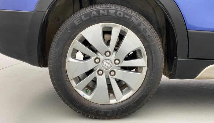 2016 Maruti S Cross ZETA 1.3, Diesel, Manual, 48,266 km, Right Rear Wheel