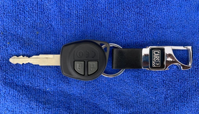 2021 Maruti Dzire VXI, Petrol, Manual, 21,019 km, Key Close Up