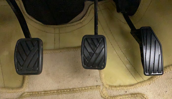 2021 Maruti Dzire VXI, Petrol, Manual, 21,019 km, Pedals