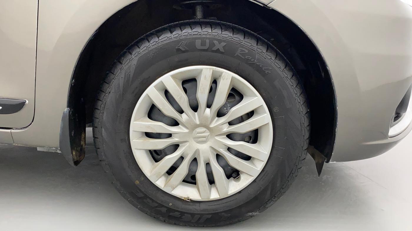 2021 Maruti Dzire VXI, Petrol, Manual, 21,019 km, Right Front Wheel