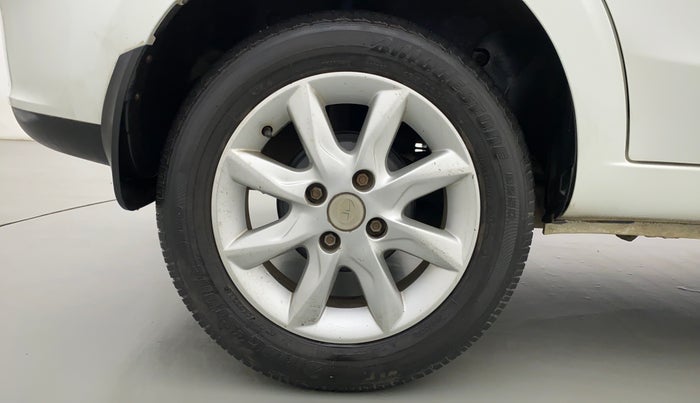 2016 Tata Zest XT RT, Petrol, Manual, 42,556 km, Right Rear Wheel