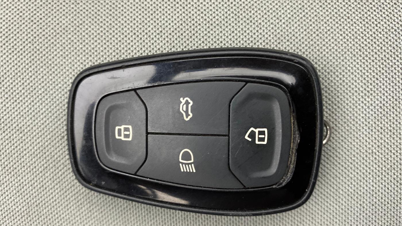 2021 Tata TIGOR XZA PLUS PETROL, Petrol, Automatic, 47,823 km, Key Close Up