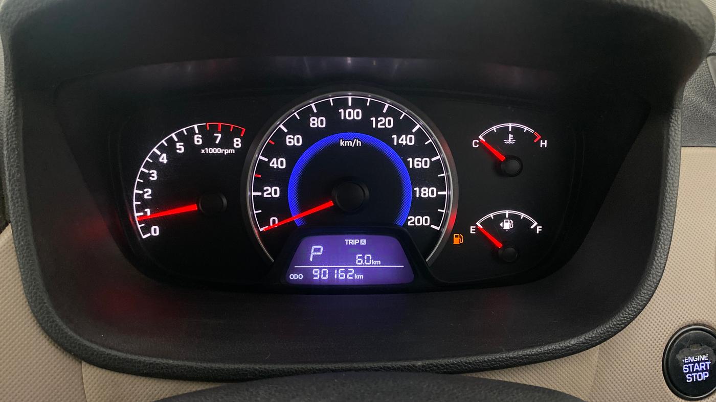 2015 Hyundai Grand i10 ASTA AT 1.2 KAPPA VTVT, CNG, Automatic, 90,155 km, Odometer Image