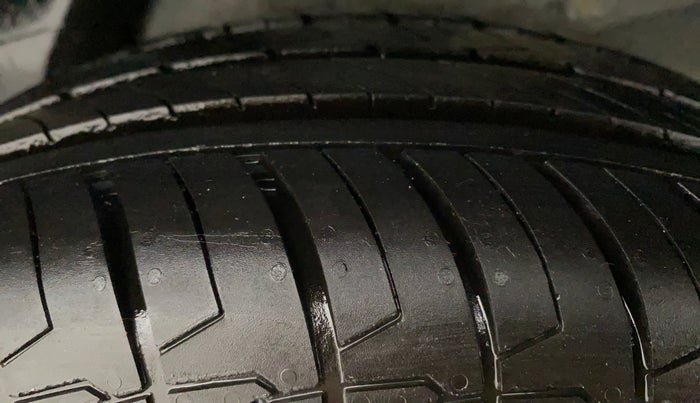 2011 Hyundai i20 ASTA 1.2, Petrol, Manual, 54,355 km, Left Rear Tyre Tread