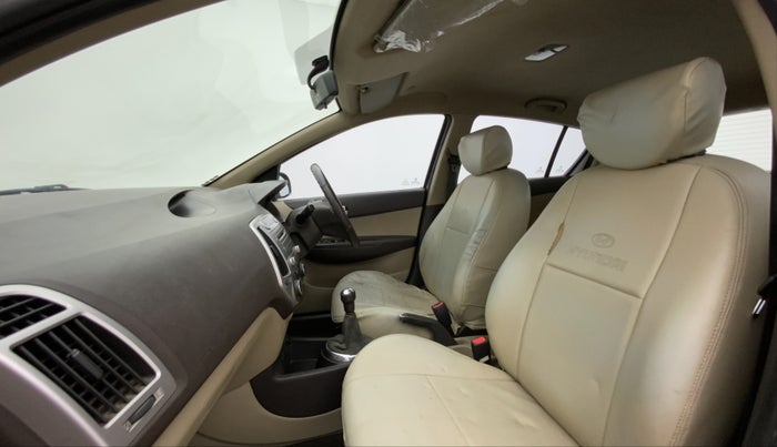 2011 Hyundai i20 ASTA 1.2, Petrol, Manual, 54,355 km, Right Side Front Door Cabin