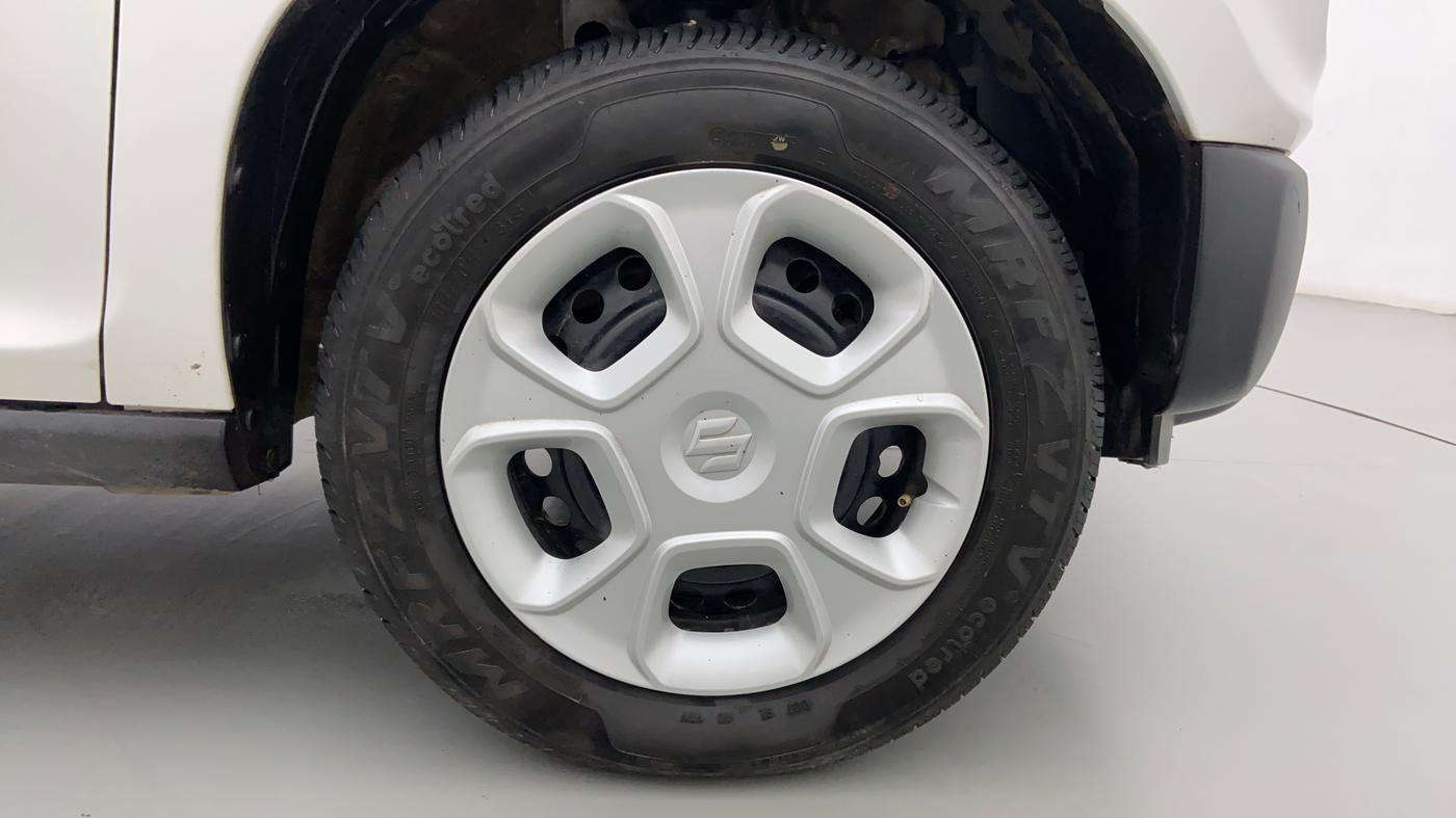 2020 Maruti S PRESSO VXI, Petrol, Manual, 13,090 km, Right Front Wheel