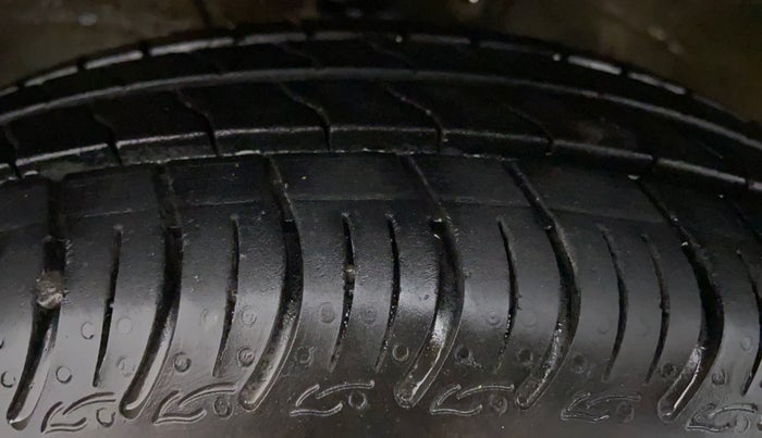 2020 Maruti S PRESSO VXI, Petrol, Manual, 13,090 km, Right Rear Tyre Tread