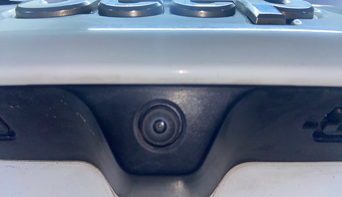 2021 Jeep Compass SPORT 1.4 PETROL DCT, Petrol, Automatic, 1,13,112 km, Parking Camera