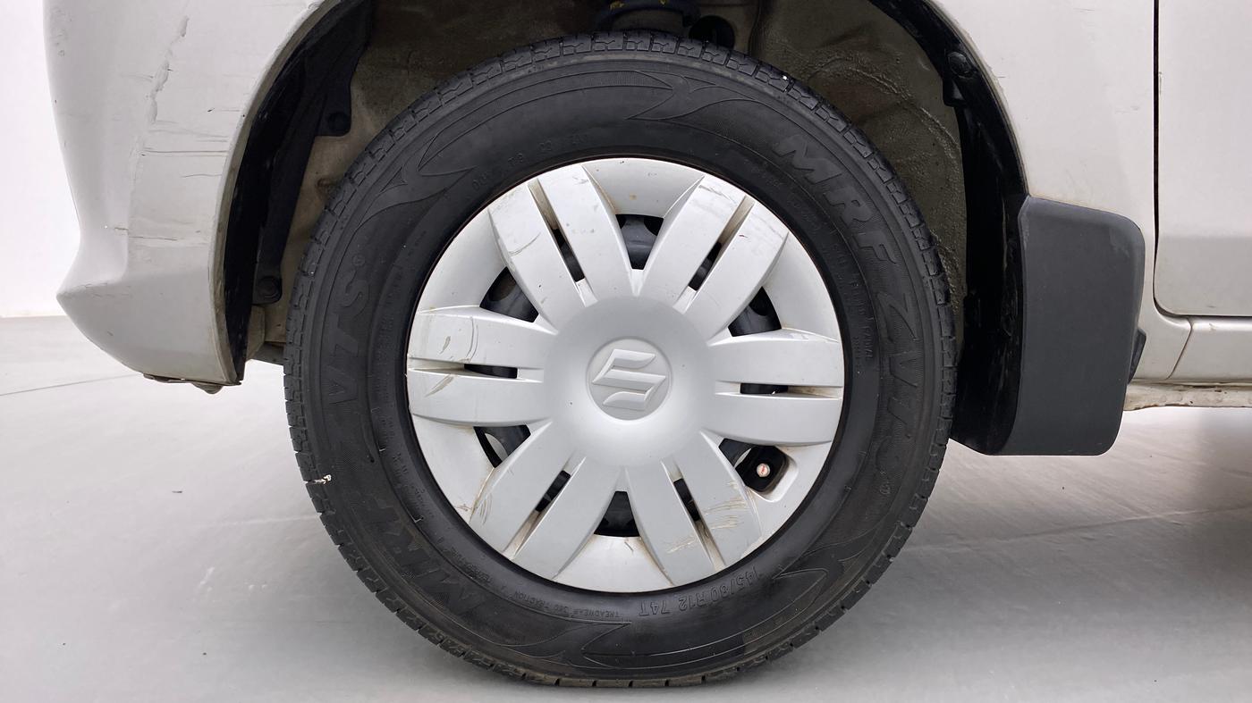 2013 Maruti Alto 800 LXI, Petrol, Manual, 60,908 km, Left Front Wheel