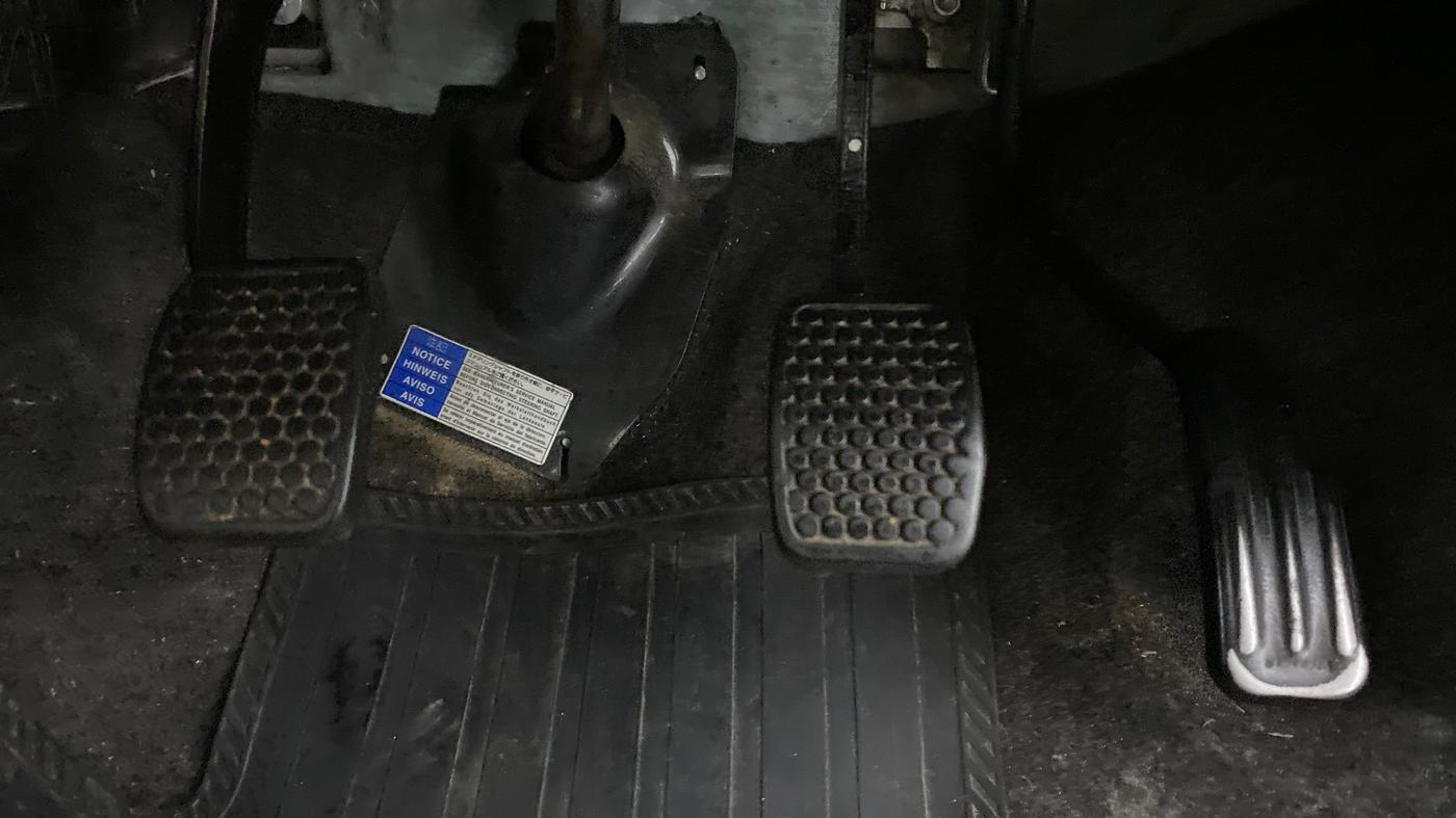 2013 Maruti Alto 800 LXI, Petrol, Manual, 60,908 km, Pedals