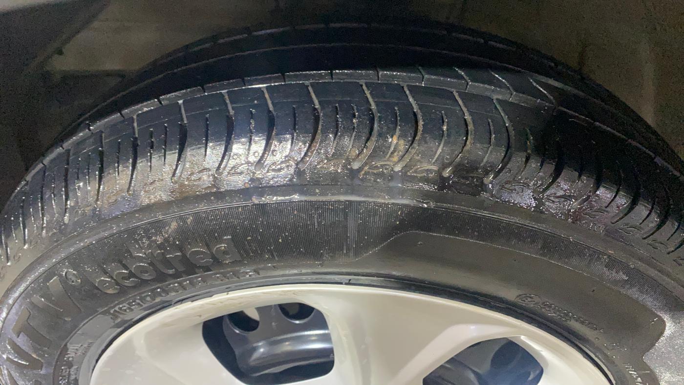 2021 Maruti S PRESSO VXI+, CNG, Manual, 67,411 km, Left Front Tyre Tread