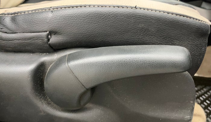 2017 Honda City 1.5L I-VTEC SV, Petrol, Manual, 97,502 km, Driver Side Adjustment Panel